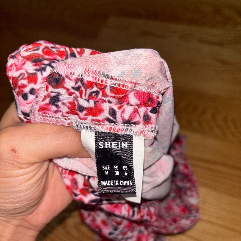 Floral Pink/Red Skirt - Picture 6 of 10
